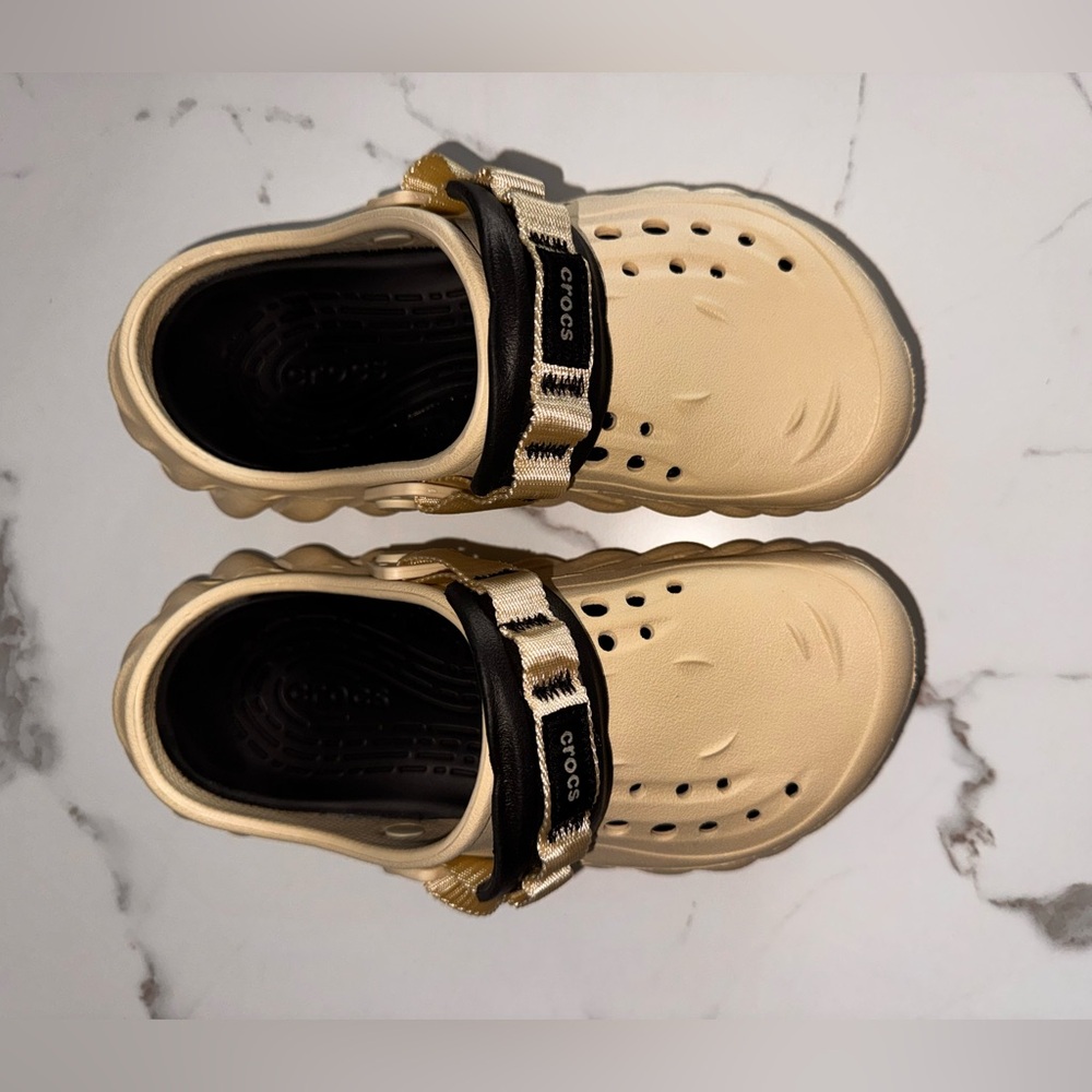 CROCS Tan Echo Clog